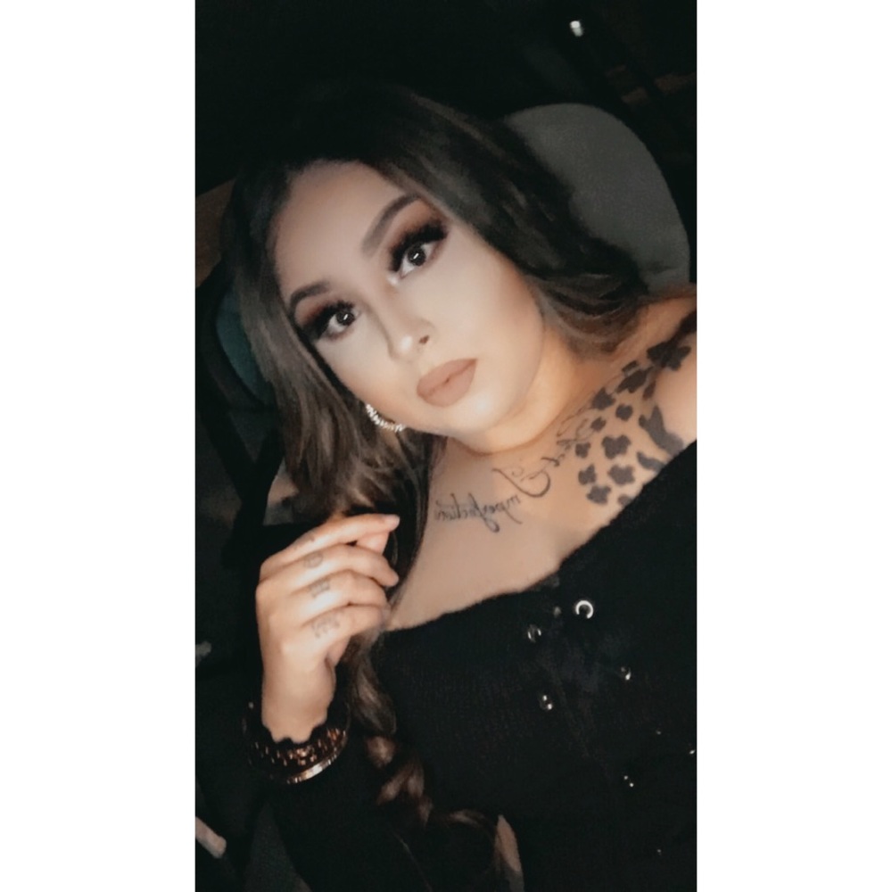 Meet your Posher, Destiny